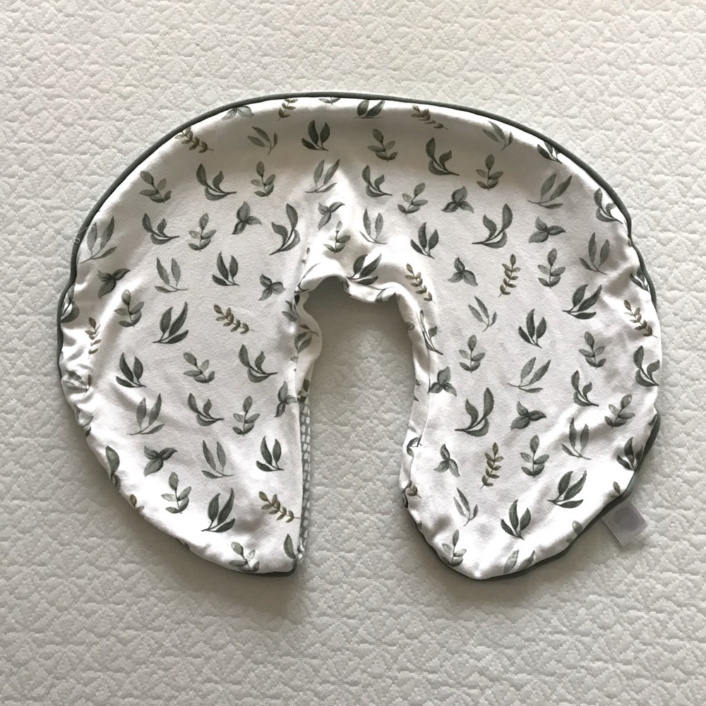 Boppy Nursing pillow cover